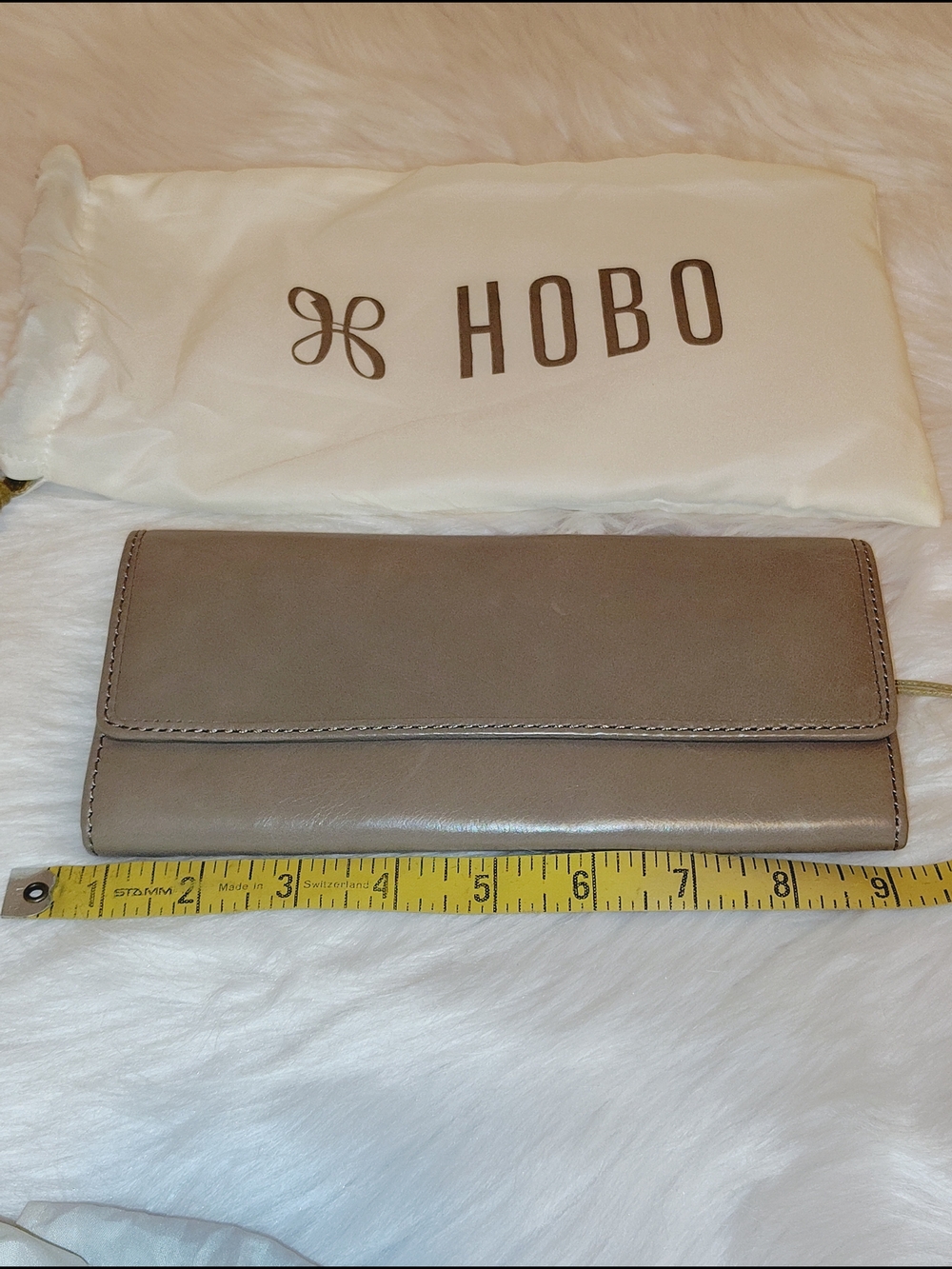 HOBO Taupe Leather Continental Wallet - Taupe
